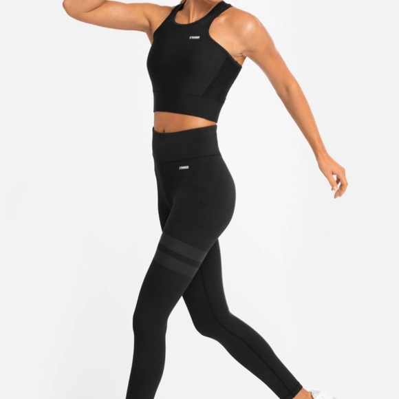 Stronger Label Crop Top in black size Large **NWT** - Picture 3 of 7